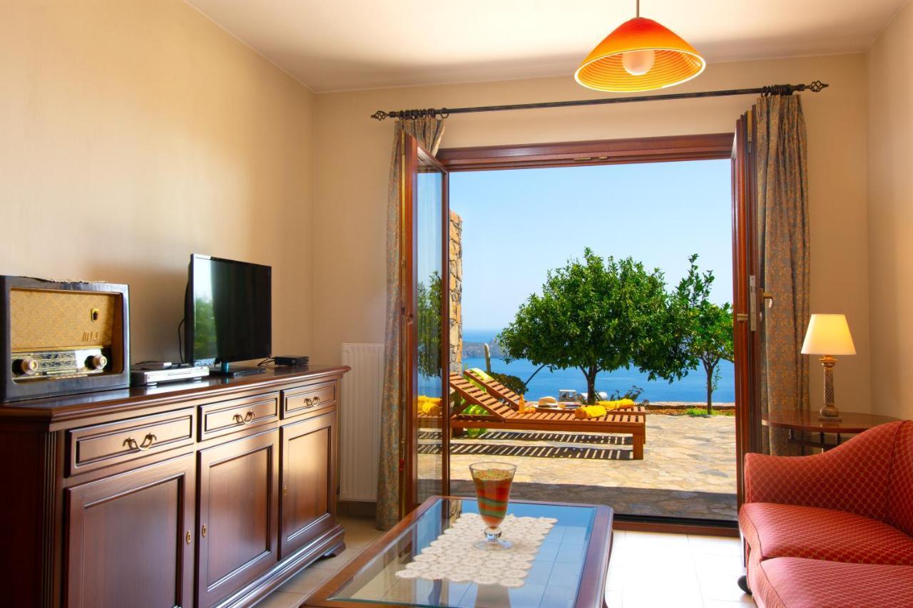 Athina Stunning Elounda View Apartment 外观 照片